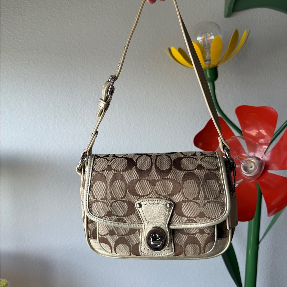 Y2K Coach Turnlock Penny Flap Demi Bag